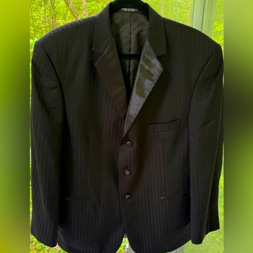 After Six Men’s 42S Formal 3Button Black Blazer 100% Horsted Wool, single breast